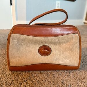 Vintage cream Dooney and Bourke crossbody